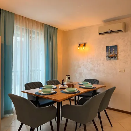 2 Bedroom Oliver In Marina Balčik