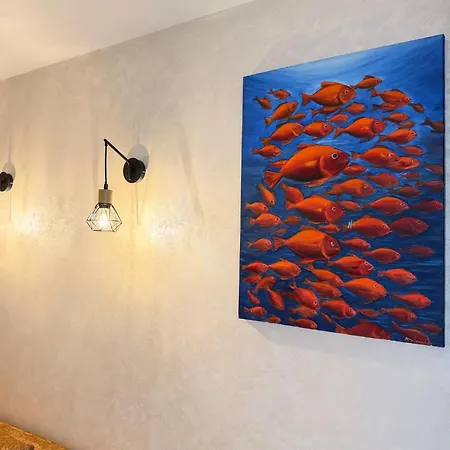 2 Bedroom Oliver In Marina *