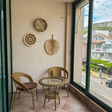 2 Bedroom Oliver In Marina Apartmán