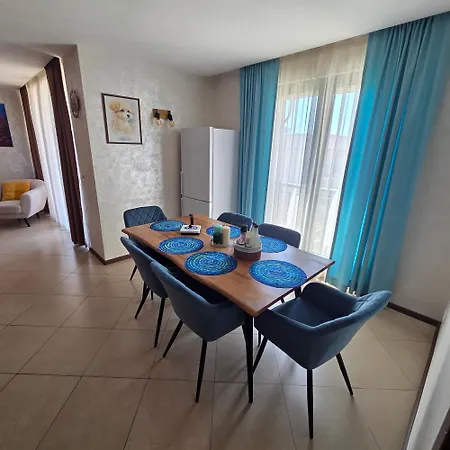 2 Bedroom Oliver In Marina Apartmán