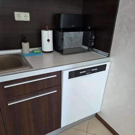 2 Bedroom Oliver In Marina